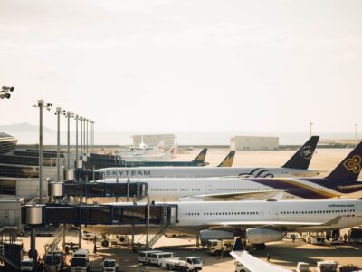 artificial intelligence in airline: Planes on airport