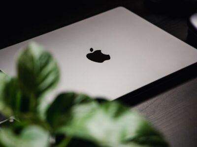 Apple Macbook Pro Space Gray vs Macbook Pro Silver